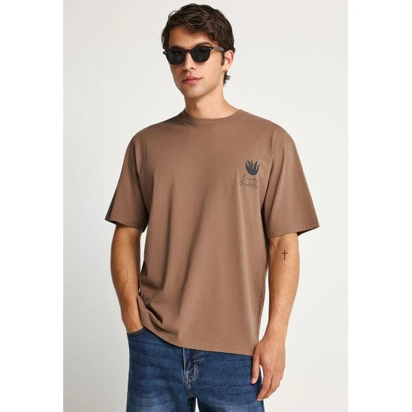 Funky Buddha Graphic Print T-Shirt Ανδρικό (FBM013-052-04-CIGAR)
