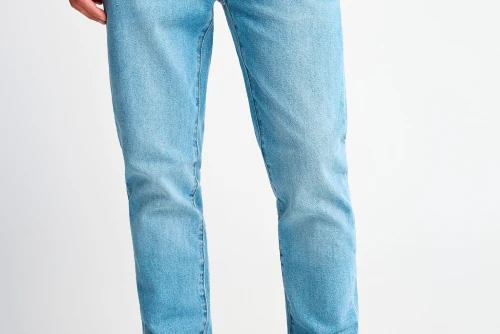Funky Buddha Slim Tapered Fit Παντελόνι Τζιν Ανδρικό (FBM013-070-02-LT-BLUE)