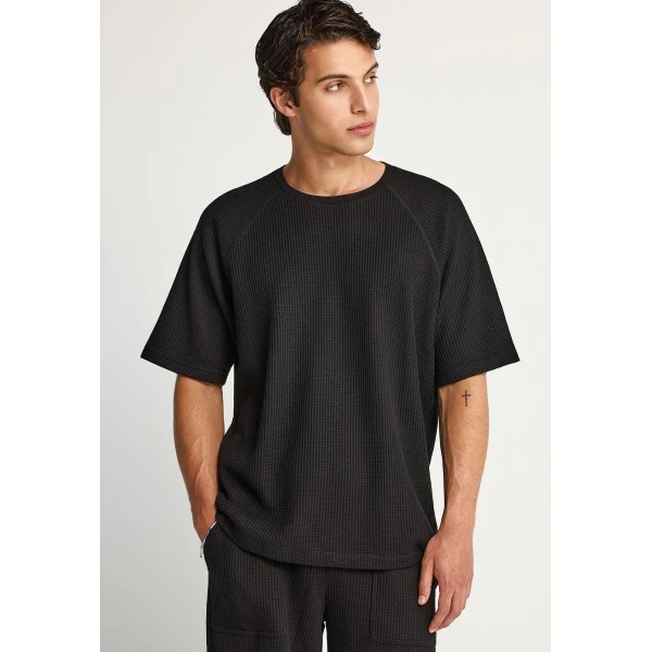 Funky Buddha The Essentials T-Shirt Ανδρικό (FBM013-312-04-BLACK)
