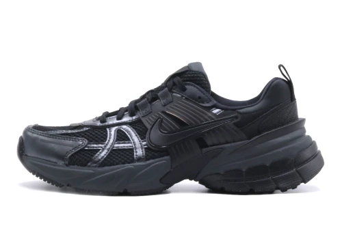 Nike V2K Run Sneakers (FD0736 001)