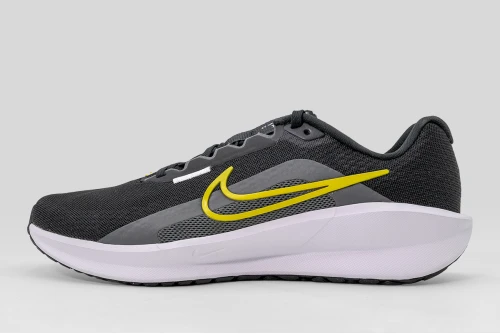 Nike Downshifter 13 Αθλητικά Παπούτσια Για Τρέξιμο (FD6454 014)