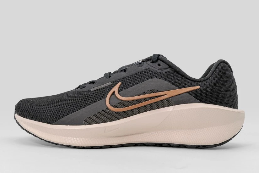 Nike Downshifter 13 Αθλητικά Παπούτσια για Τρέξιμο