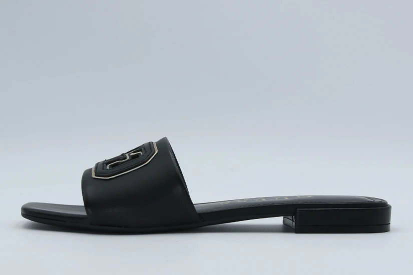 Guess Tarisha Slide Leather Γυναικεία Σανδάλια Μαύρα