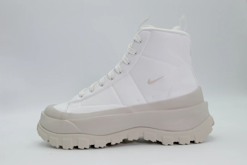 Nike Blazer Roam Mid Γυναικεία Sneakers Λευκά
