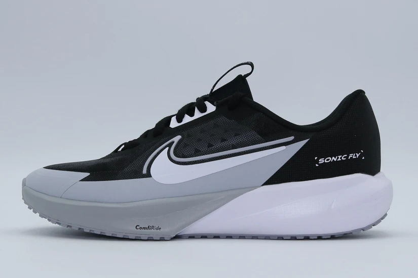 Nike Sonic Fly Αθλητικά Παπούτσια για Τρέξιμο Μαύρα, Γκρι, Λευκά
