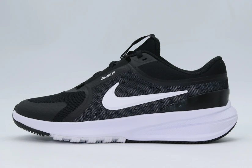Nike Star Runner 5 Αθλητικά Παπούτσια για Τρέξιμο Μαύρα, Λευκά