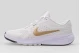 Nike Star Runner 5 Αθλητικά Παπούτσια για Τρέξιμο Εκρού, Λευκά, Χρυσά