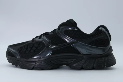 Nike V5 Rnr Sneakers (HJ5228 001)