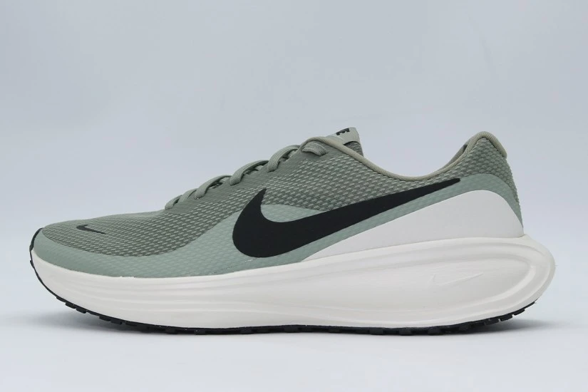 Nike Revolution 8 Ανδρικά Αθλητικά Παπούτσια για Τρέξιμο Χακί