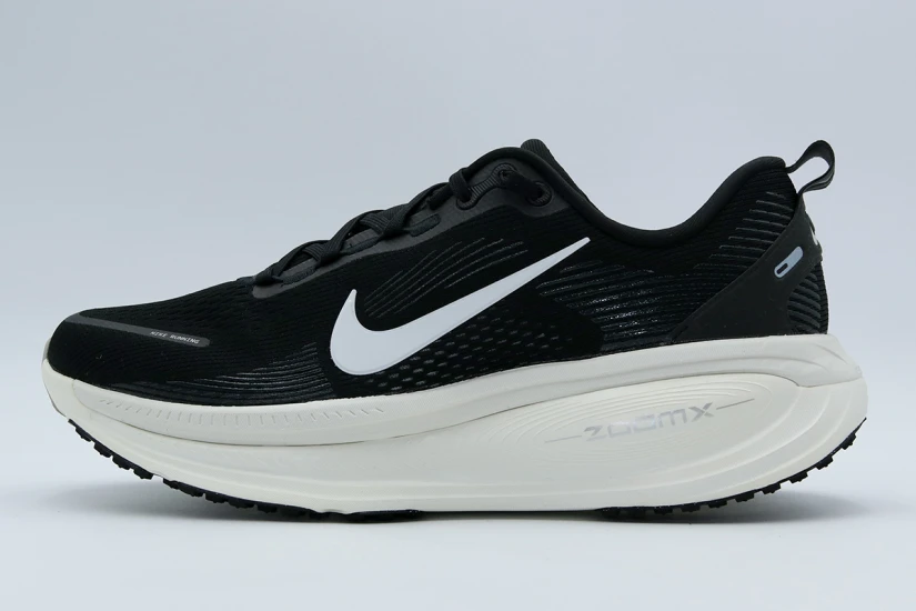 Nike Vomero 18 Ανδρικά Αθλητικά Παπούτσια για Τρέξιμο Μαύρα, Λευκά