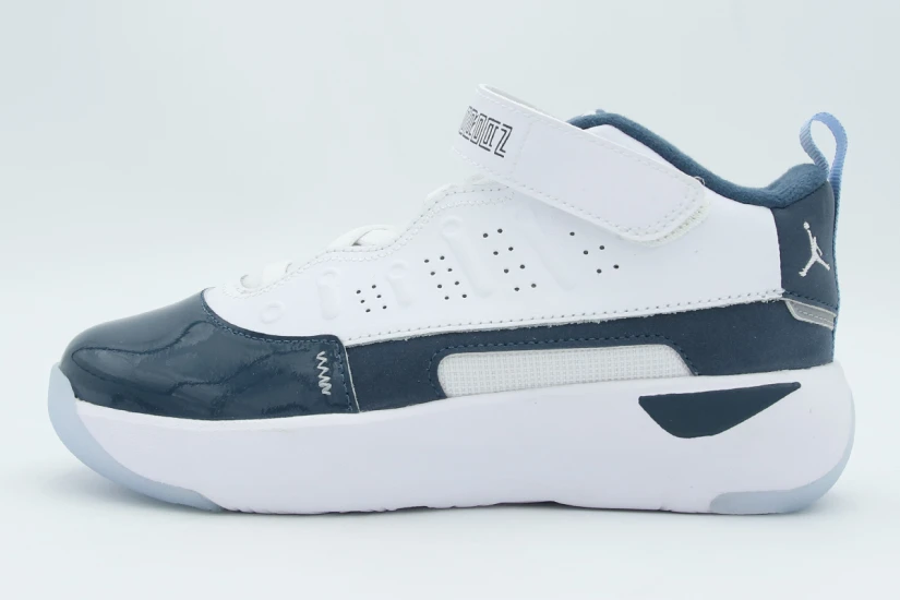 Jordan Max Aura 7 Παιδικά Sneakers Λευκά, Ραφ