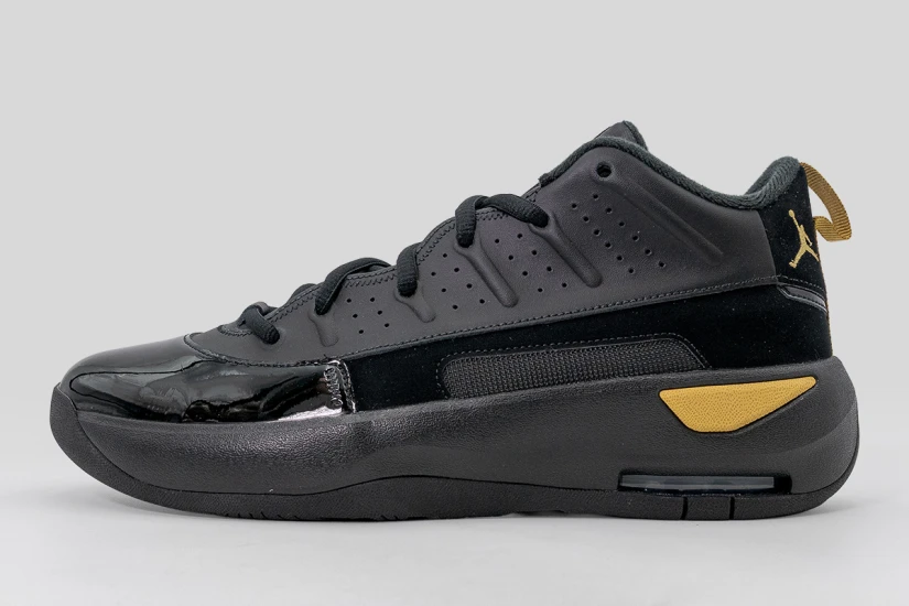 Jordan Max Aura 7 Ανδρικά Sneakers Μαύρα, Χρυσά