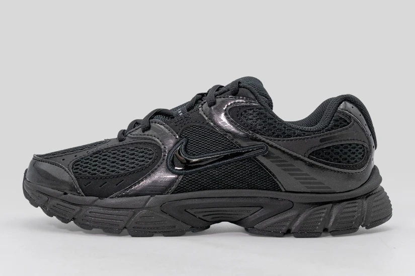 Nike V5 RNR Sneakers Μαύρα