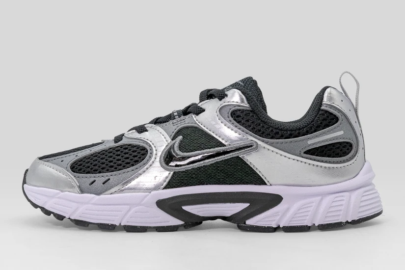 Nike V5 RNR Παιδικά Sneakers Μαύρα, Ασημί, Λευκά
