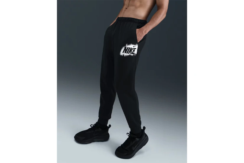 Nike Therma-Fit Fleece Ανδρικό Παντελόνι Φόρμας Μαύρο, Λευκό