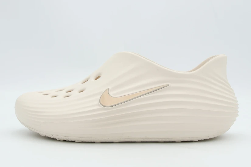 Nike Reactx Rejuven8 Γυναικεία Sneakers Εκρού, Μπεζ