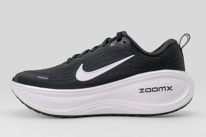 Nike Vomero Plus Γυναικεία Αθλητικά Παπούτσια για Μαύρα, Λευκά
