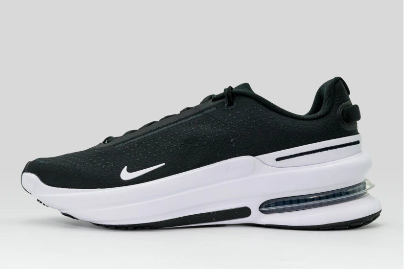 Nike Air Zoom Upturn SC Ανδρικά Sneakers Μαύρα, Λευκά