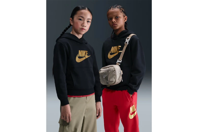 Nike Sportswear Club Fleece Παιδικό Φούτερ με Κουκούλα Μαύρο, Χρυσό