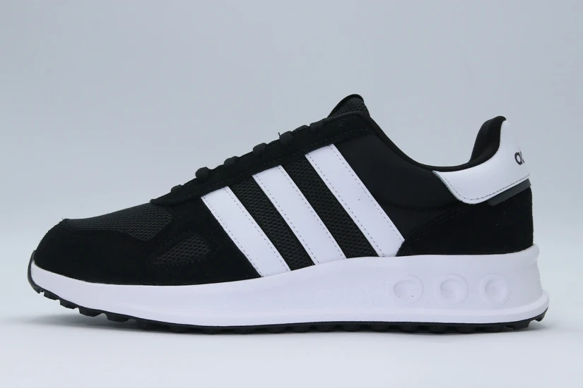 Adidas Performance Run 84 Ανδρικά Sneakers Μαύρα, Λευκά
