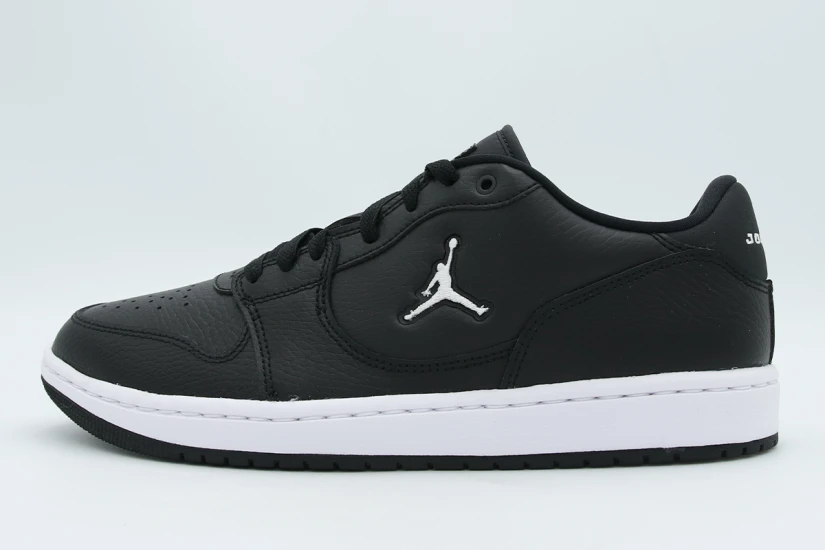Jordan Court Connect Low Ανδρικά Sneakers Μαύρα, Λευκά