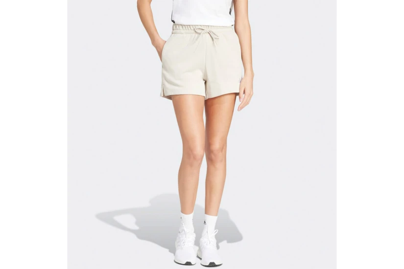 Adidas Performance Essentials Small Logo Feel Cozy Γυναικείο Αθλητικό Σορτς Μπεζ