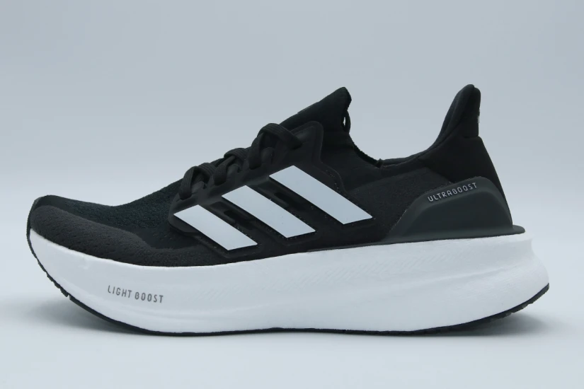 Adidas Ultraboost 5 Αθλητικά Παπούτσια για Τρέξιμο Μαύρα, Λευκά