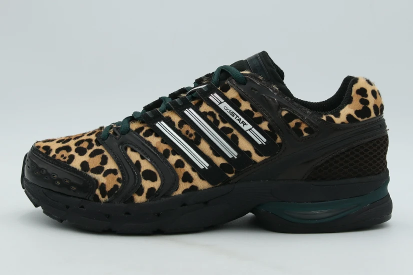 Adidas Performance Adistar Control 5 Sneakers Μπεζ, Μαύρα, Πράσινα, Ασημί