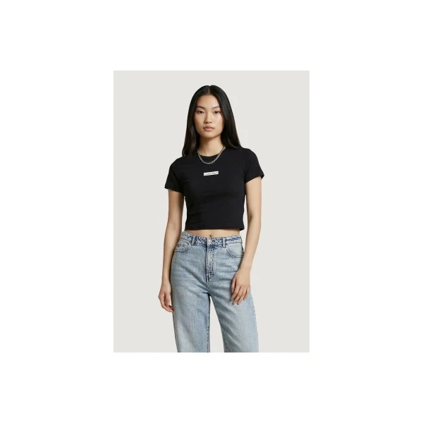 Calvin Klein Placed Institutional Baby T-Shirt Γυναικείο (LV047F842G UB1)