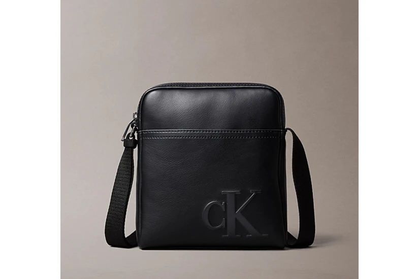 Calvin Klein Embossed Monogram Logo Τσαντάκι Χιαστί - Ώμου Μαύρο