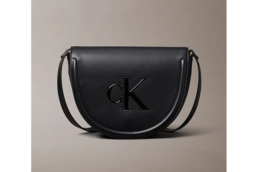 Calvin Klein Embossed Monogram Logo Τσάντα Ώμου - Χειρός Μαύρη