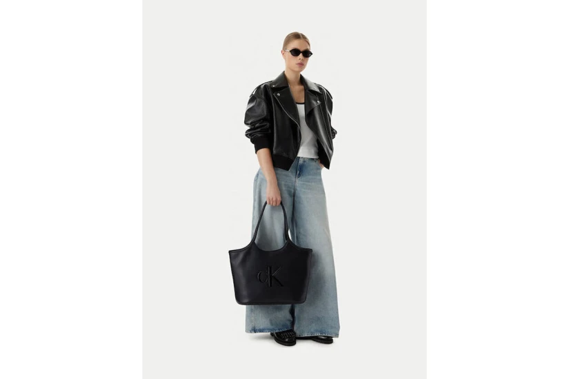 Calvin Klein Signature Monogram Laptop Γυναικεία Τσάντα Tote Μαύρη