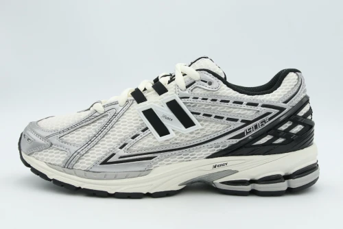 New Balance 1906R Sneakers (M1906RER)