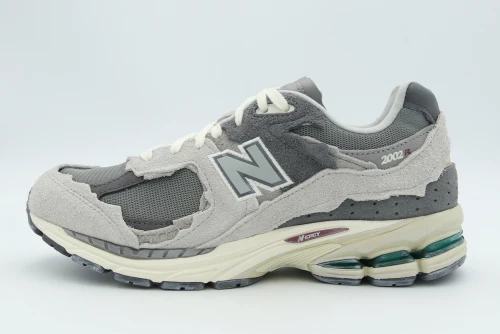 New Balance 2002R Sneakers (M2002RDA)