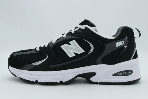 New Balance 530 Sneakers (MR530CC)