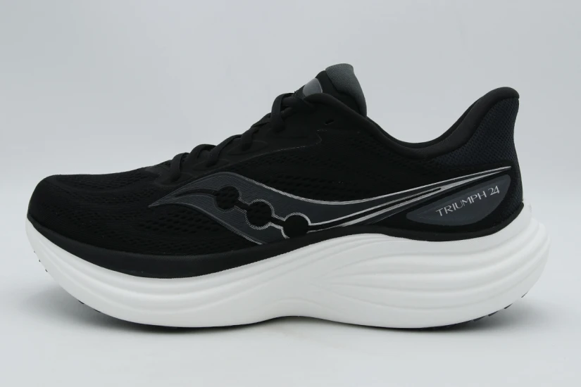 Saucony Triumph 24 Ανδρικά Αθλητικά Παπούτσια για Τρέξιμο Μαύρα, Λευκά