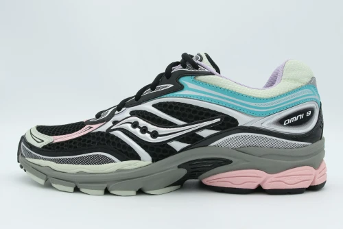 Saucony Originals Progrid Omni 9 Sneakers (S101245-1029)