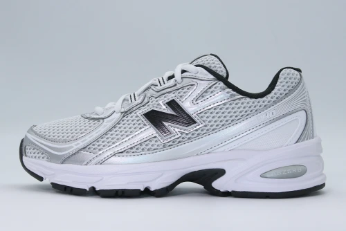New Balance 740 Sneakers (U740NW2)