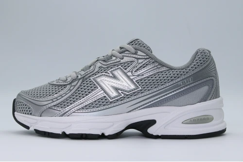New Balance 740 Sneakers (U740SG2)
