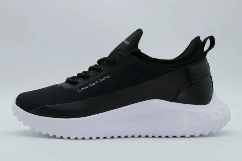 Calvin Klein Γυναικεία Runner Sneakers Μαύρα, Λευκά