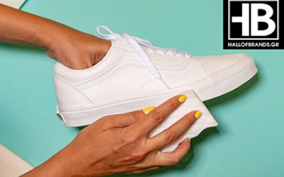 ΠΩΣ ΝΑ ΚΑΘΑΡΙΣΕΙΣ ΤΑ ΛΕΥΚΑ SNEAKERS