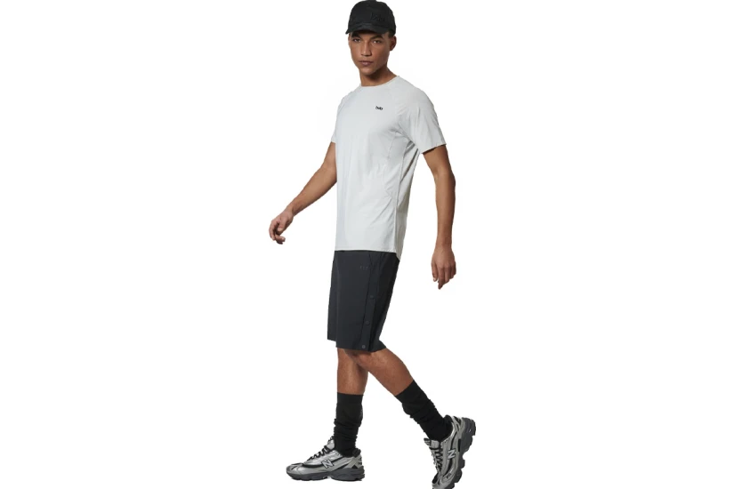 Body Action Lightweight Yoga Ανδρικό Κοντομάνικο T-Shirt Γκρι Ανοιχτό