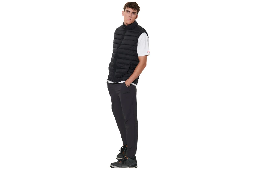 Body Action Packable Quilted Μπουφάν Αμάνικο Ανδρικό (073635 BLACK-01)