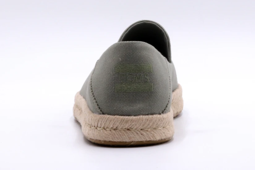 Toms Santiago 