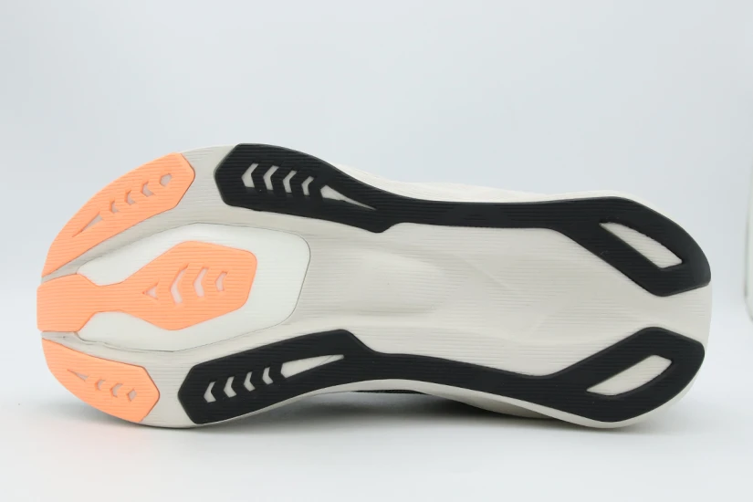 ASICS Novablast 6 Ανδρικά Αθλητικά Παπούτσια για Τρέξιμο Μαύρα, Εκρού