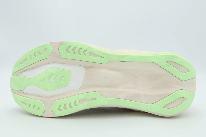 ASICS Novablast 6 Ανδρικά Αθλητικά Παπούτσια για Τρέξιμο Μπεζ, Καφέ, Λαχανί