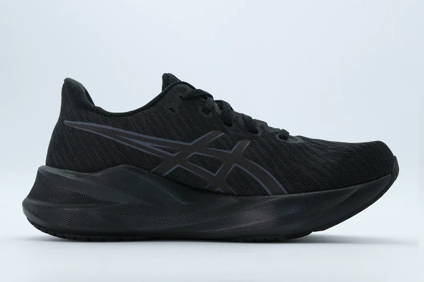 ASICS Versablast 4 Αθλητικά Παπούτσια για Τρέξιμο Μαύρα