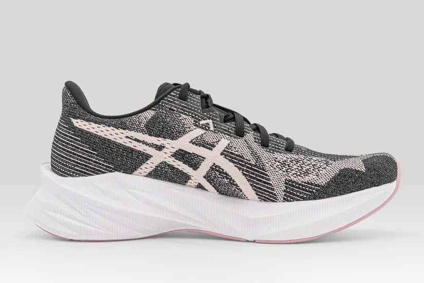 ASICS Dynablast 5 Αθλητικά Παπούτσια για Τρέξιμο Σομόν, Μαύρα, Λευκά