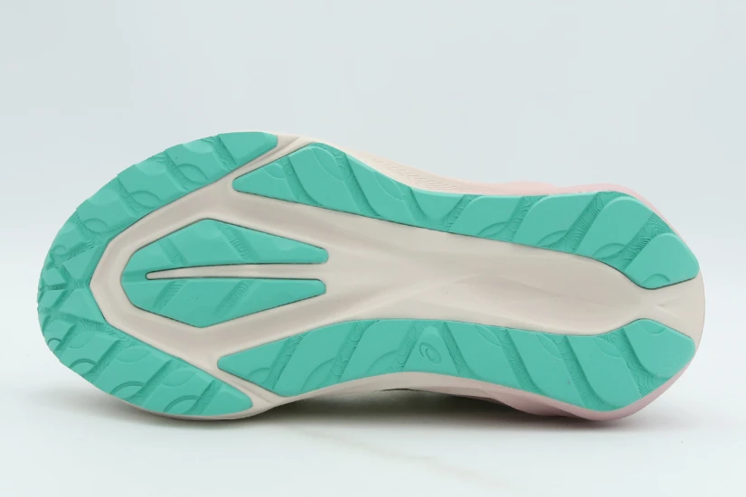 ASICS Novablast 5 Αθλητικά Παπούτσια Trail Running Μπεζ, Φυτρί, Ροζ