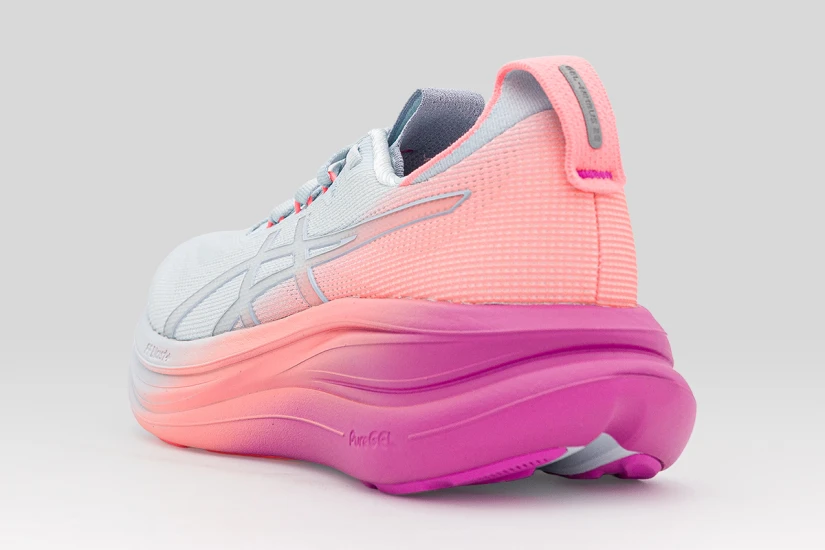 ASICS Gel-Cumulus 28 Αθλητικά Παπούτσια για Τρέξιμο Γκρι Ανοιχτό, Κοραλλί, Φούξια